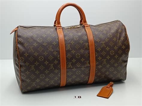 borsa da viaggio louis vuitton x supreme|louis vuitton sweatpants.